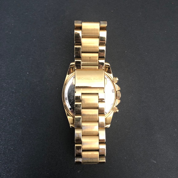 Michael Kors Gold Watch - Picture 6 of 7